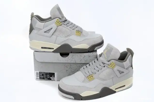 Dust Jordan Craft Retro SE 4 Photon DV3742-021 0615